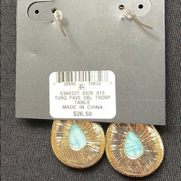 Jewelry Bundle! Bracelet, Earrings & Ring from Macys BRAND NEW! NEVER USED! - Picture 5 of 7